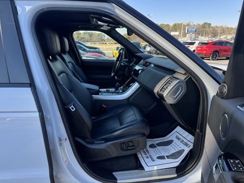 Used 2020 Land Rover Range Rover Sport HSE image 9