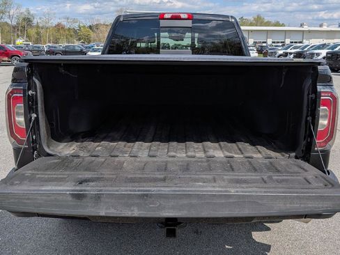 Used 2018 GMC Sierra 1500 Denali w/ Denali Ultimate Package AWD/4WD image 11
