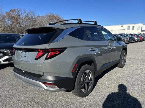 New 2026 Hyundai Tucson SEL image 3