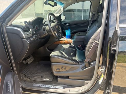 Used 2016 Chevrolet Tahoe LTZ AWD/4WD image 9