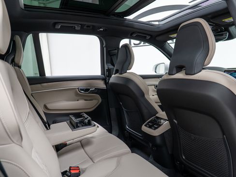 New 2026 Volvo XC90 B5 Plus w/ Protection Package image 23