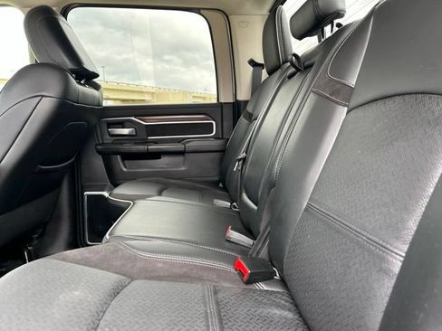 Used 2024 RAM 2500 Laramie AWD/4WD image 39
