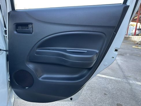 Used 2017 Mitsubishi Mirage ES image 18