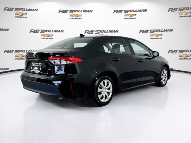 Used 2024 Toyota Corolla LE FWD image 7