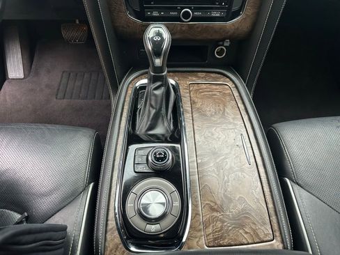 Used 2019 INFINITI QX80 Luxe image 21