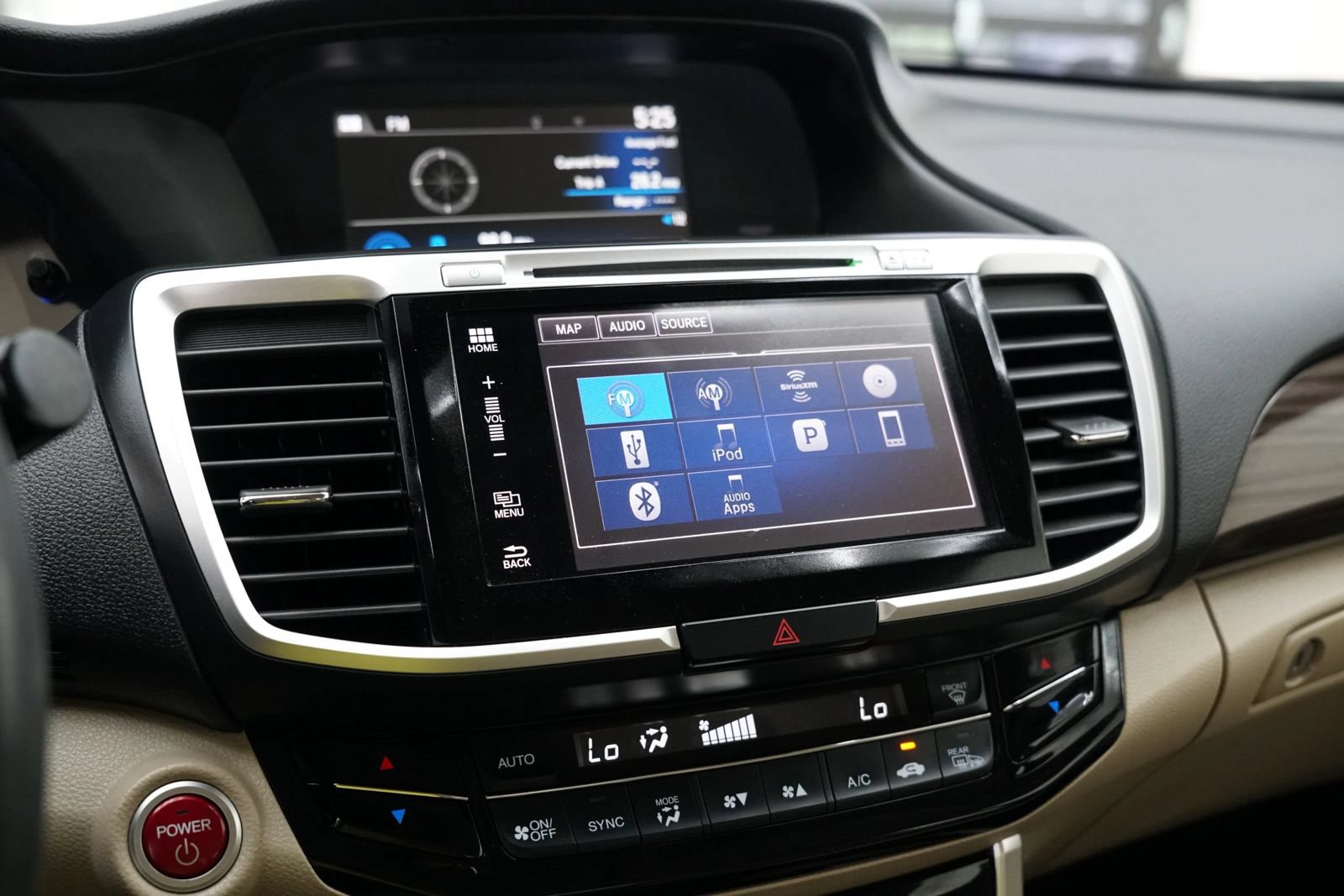Used 2017 Honda Accord Touring image 24