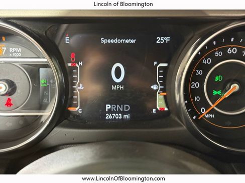 Used 2021 Jeep Gladiator Willys image 39