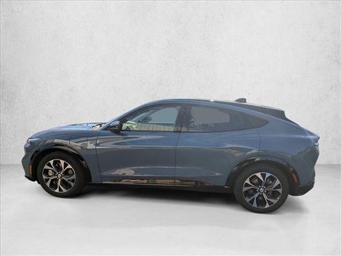 Used 2023 Ford Mustang Mach-E Premium image 8