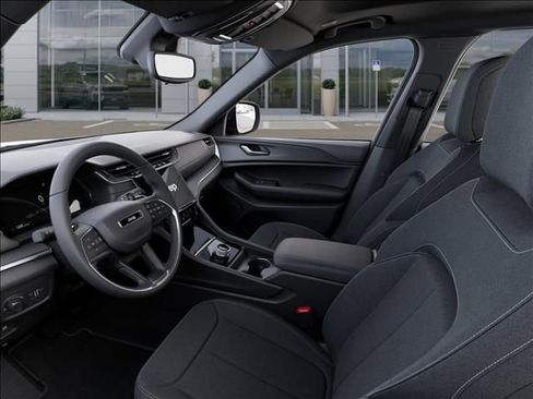 New 2025 Jeep Grand Cherokee L Laredo w/ Luxury Tech Group I image 22