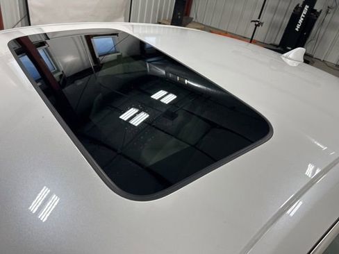 Certified 2022 Honda Accord EX-L image 11