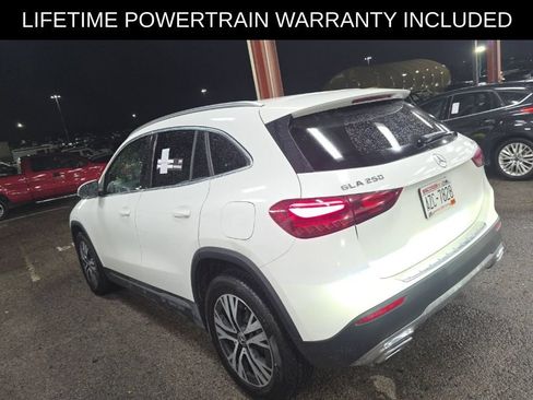 Used 2025 Mercedes-Benz GLA 250 4MATIC image 9