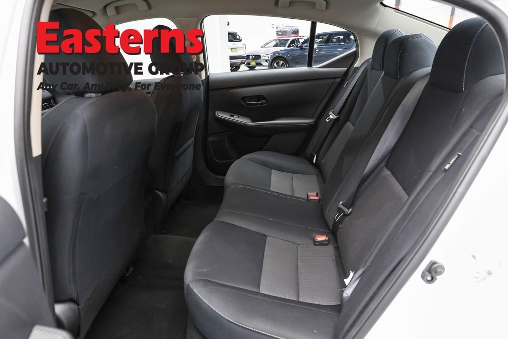 Used 2024 Nissan Sentra SV FWD image 21