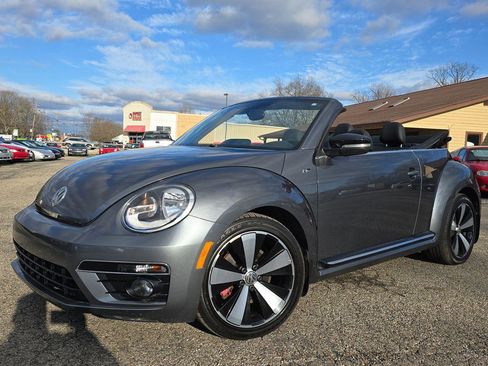 Used 2014 Volkswagen Beetle R-Line image 1