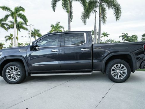 Used 2022 GMC Sierra 1500 Denali image 5