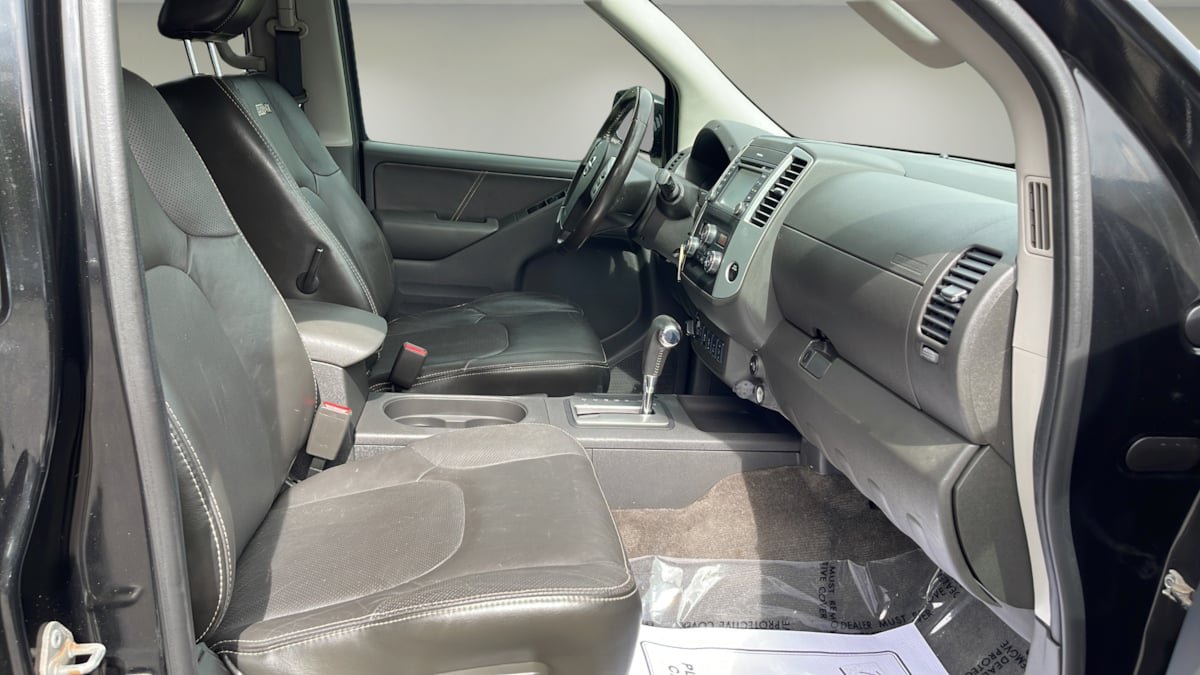 Used 2018 Nissan Frontier SV AWD/4WD image 9