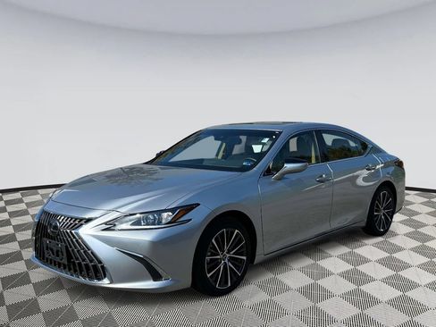 Used 2025 Lexus ES 350 w/ Premium Package FWD image 5