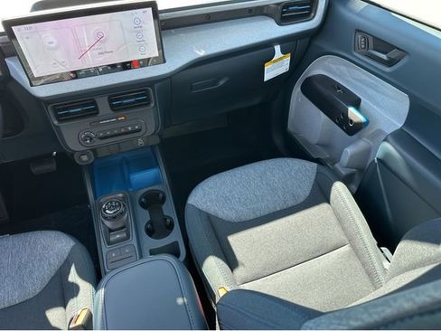 New 2026 Ford Maverick XLT w/ XLT Luxury Package image 13