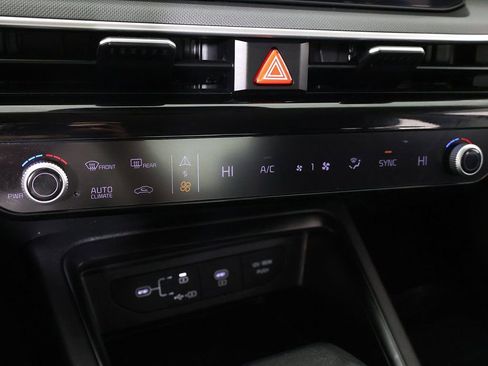 Used 2025 Kia K5 LXS image 44