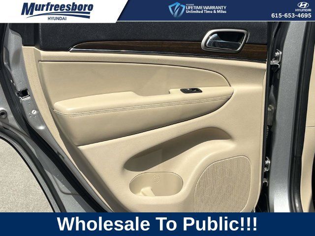 Used 2015 Jeep Grand Cherokee Limited w/ Luxury Group II RWD image 18