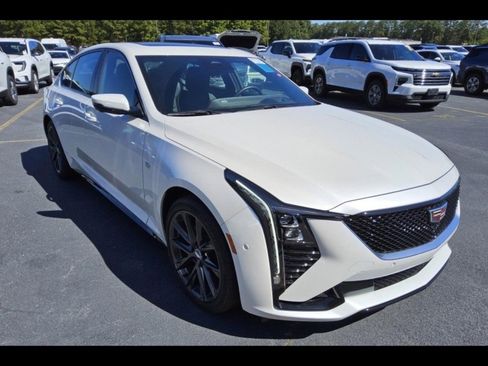 Used 2025 Cadillac CT5 Sport image 2