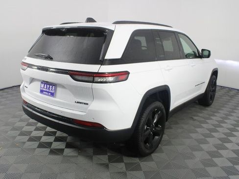 New 2025 Jeep Grand Cherokee Limited image 29