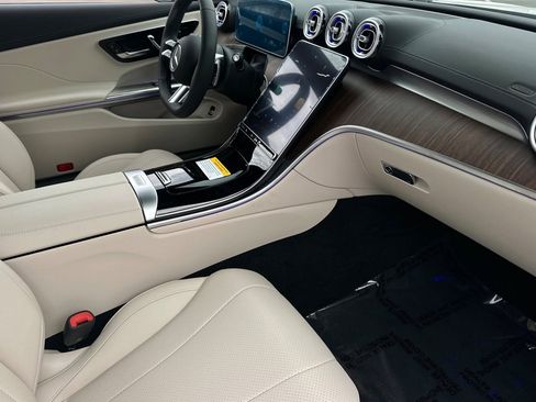 New 2026 Mercedes-Benz CLE 300 4MATIC Coupe image 10