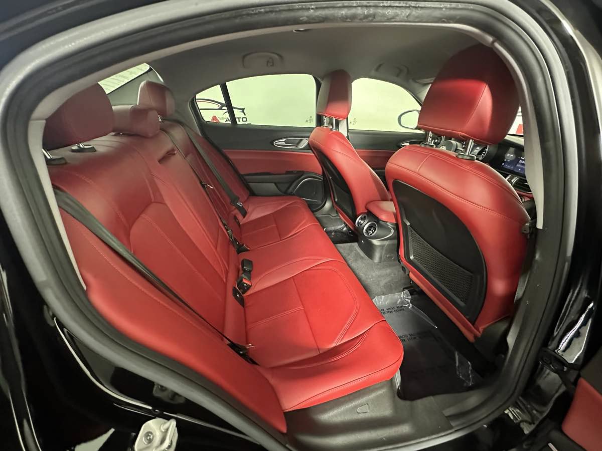Used 2021 Alfa Romeo Giulia Sprint w/ Active Assist 1 Package RWD image 26