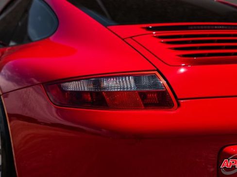 Used 2006 Porsche 911 Carrera RWD image 46