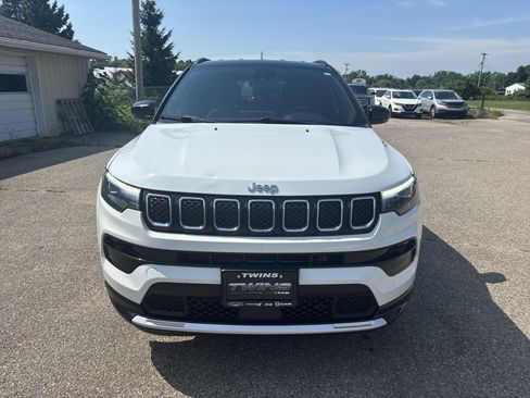 Used 2023 Jeep Compass Limited w/ Elite Group AWD/4WD image 12