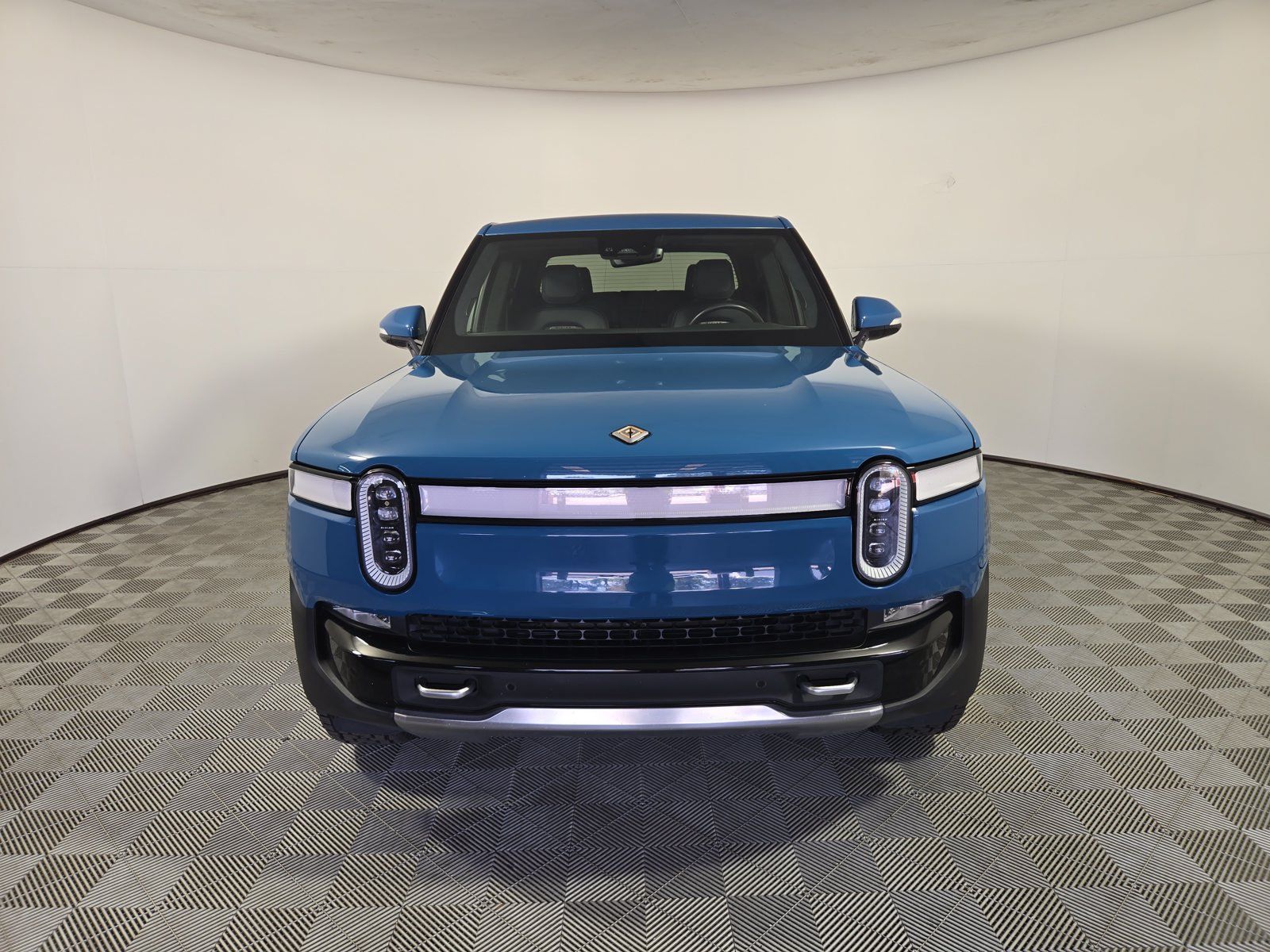 Used 2022 Rivian R1T Launch Edition AWD/4WD image 8