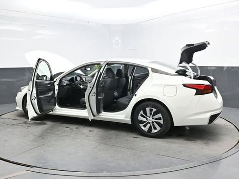 Used 2021 Nissan Altima 2.5 S FWD image 44