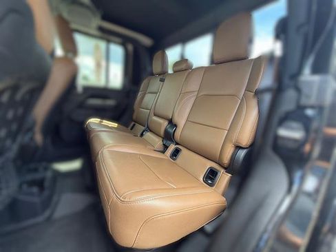 Used 2021 Jeep Gladiator Rubicon w/ Dual Top Group AWD/4WD image 12