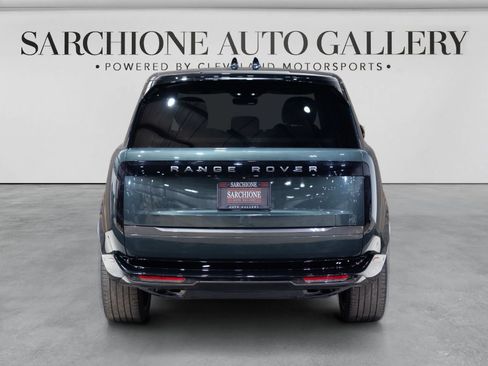 Used 2025 Land Rover Range Rover SE AWD/4WD image 15