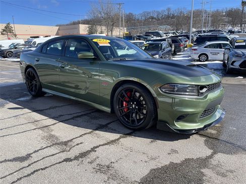 Used 2022 Dodge Charger Scat Pack w/ Dynamics Package image 6