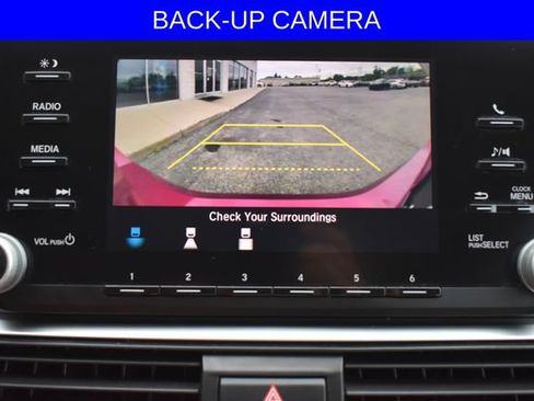 Used 2018 Honda Accord LX image 4