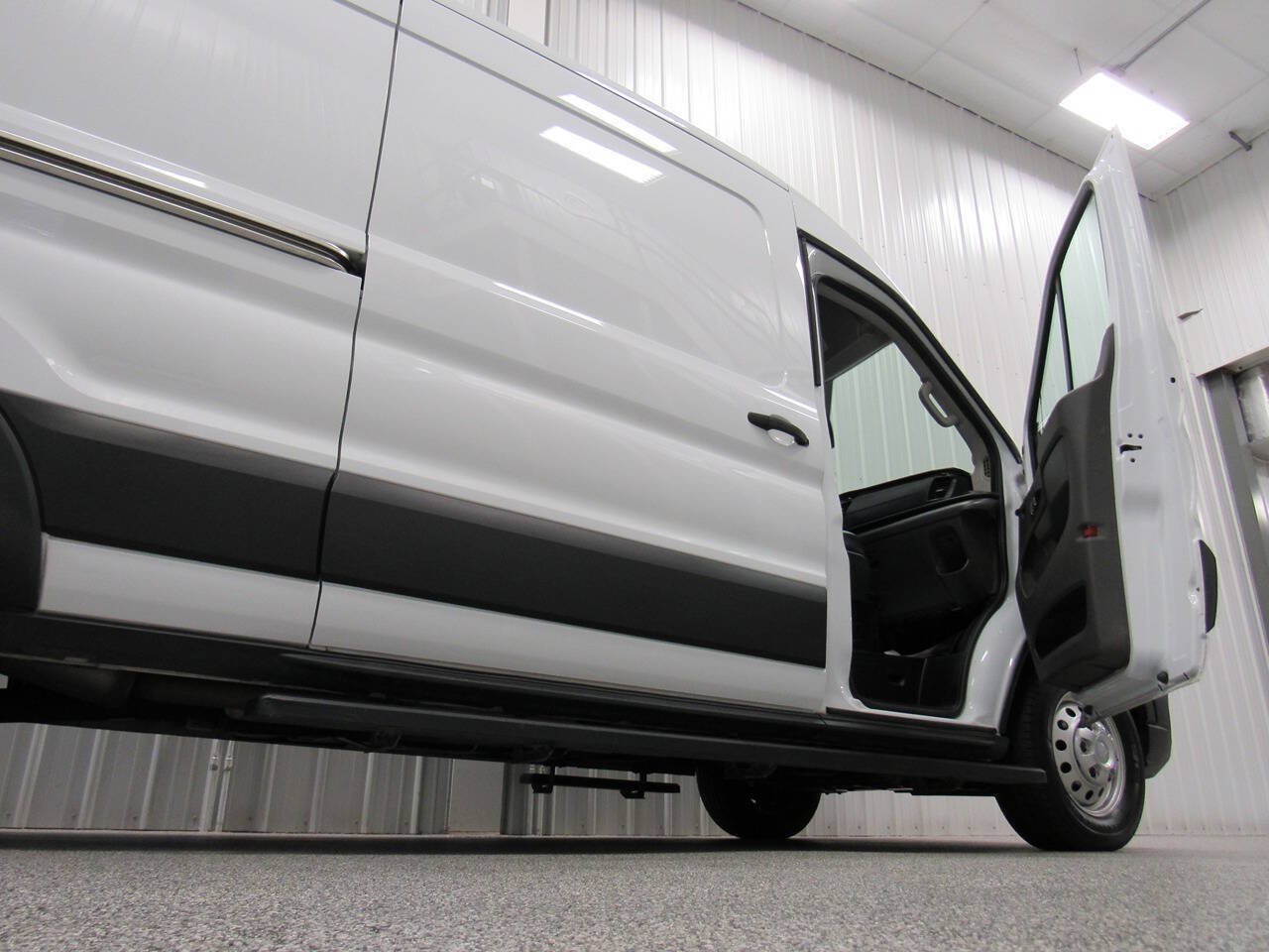 Used 2023 Ford Transit 250 Medium Roof AWD image 23