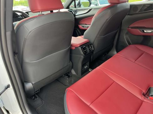 Used 2025 Lexus NX 350h AWD w/ Premium Package image 18