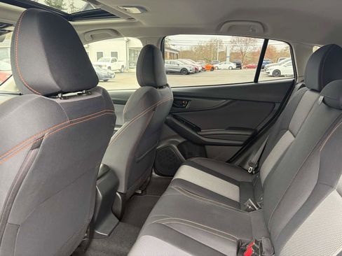 Used 2022 Subaru Crosstrek 2.0i Premium w/ Moonroof Package AWD/4WD image 22