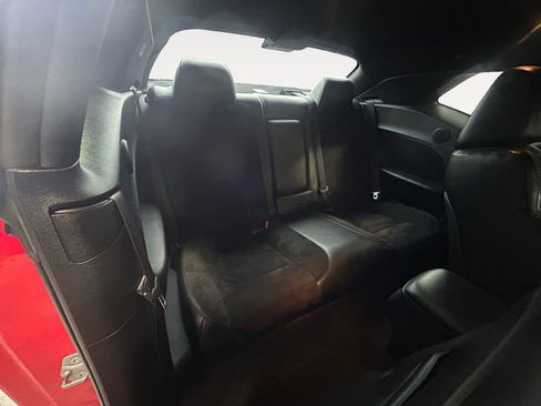 Used 2016 Dodge Challenger R/T Scat Pack w/ Leather Interior Group image 11