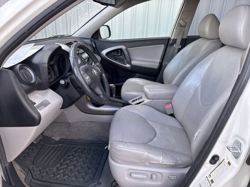 Used 2008 Toyota RAV4 Limited image 2