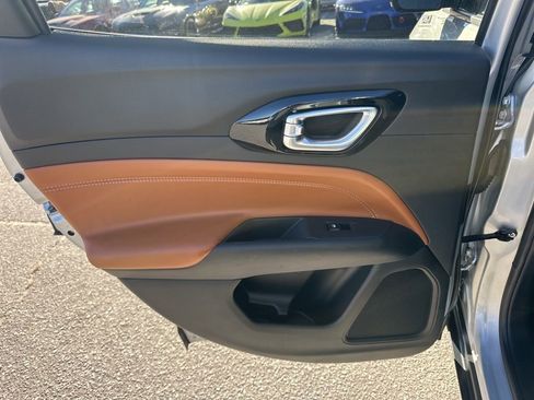 Used 2024 Jeep Compass Limited image 25