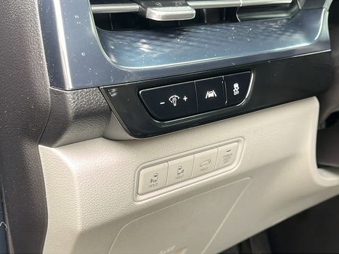 Used 2024 Kia Carnival SX Prestige FWD image 22