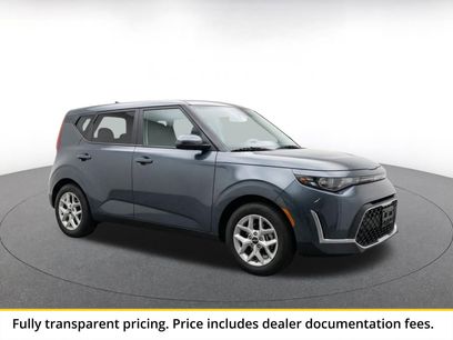 Used 2025 Kia Soul LX w/ LX Technology Package