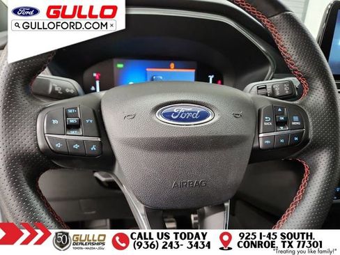 Used 2023 Ford Escape ST-Line Select image 22
