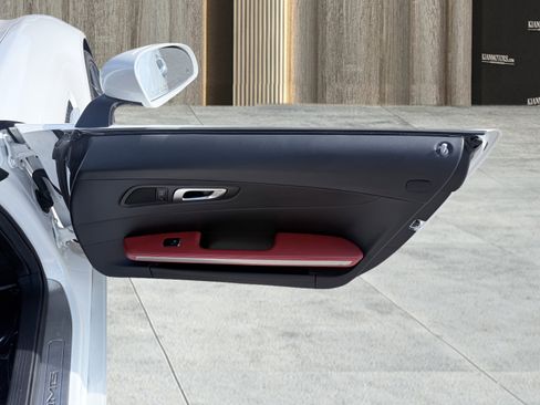 Used 2018 Mercedes-Benz AMG GT Roadster image 44