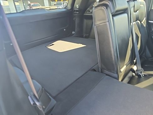 New 2025 Jeep Grand Cherokee Limited w/ Black Appearance Package image 10