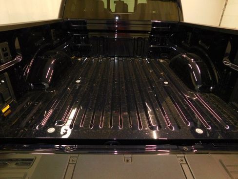 New 2025 Ford F150 Lightning Lariat image 19