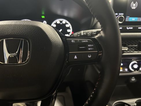 Used 2024 Honda HR-V Sport image 12
