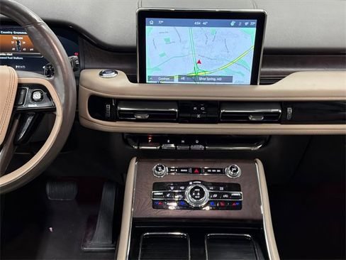 Used 2022 Lincoln Aviator Reserve w/ Equipment Group 201A image 22