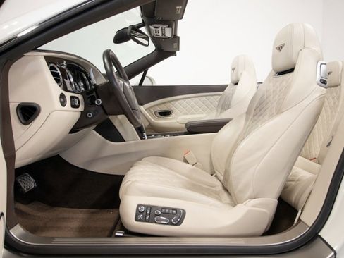 Used 2016 Bentley Continental GTC image 21